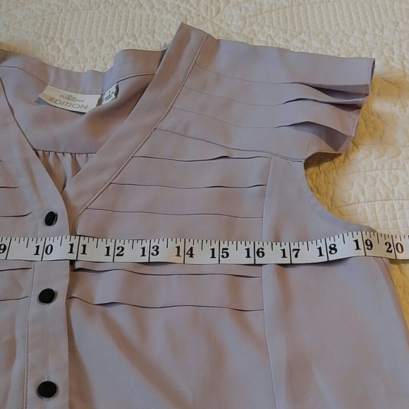 - Erin Fetherston Edition lavender Button bl… - Picture 5 of 8